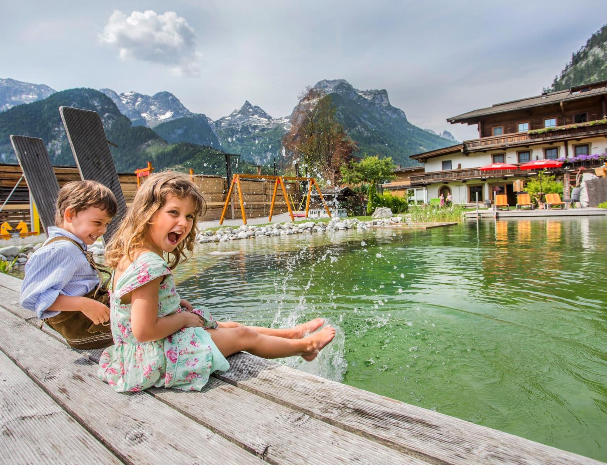 Familien- Und Vitalhotel Muehlpointhof Lofer Kültér fotó